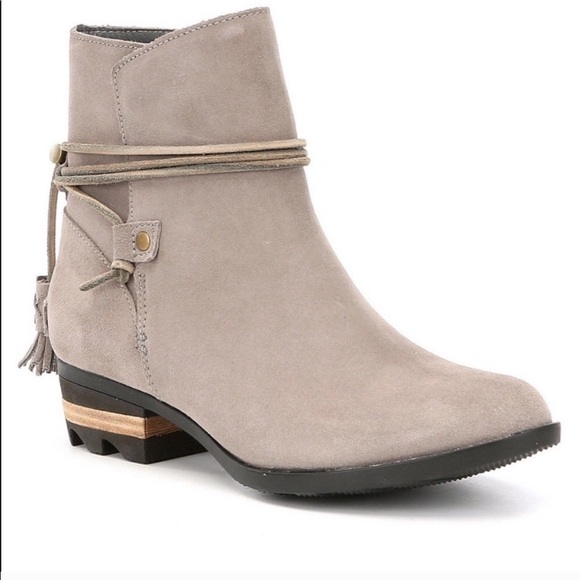 sorel farah short waterproof suede bootie